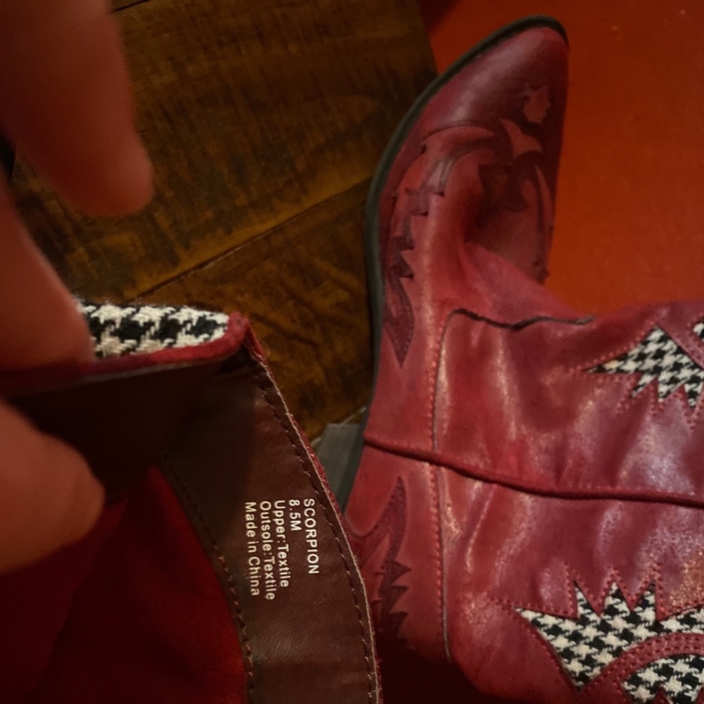 Alabama boots.